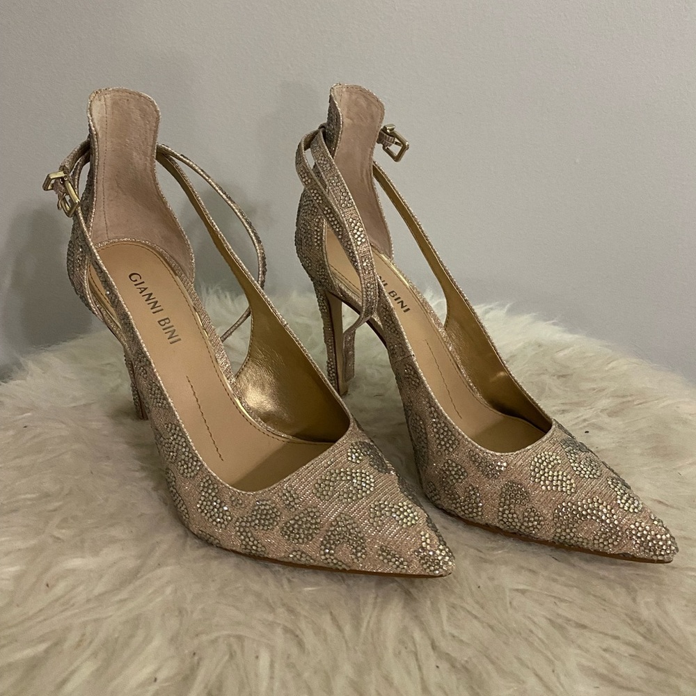 Gianni Bini heels. Only worn once!